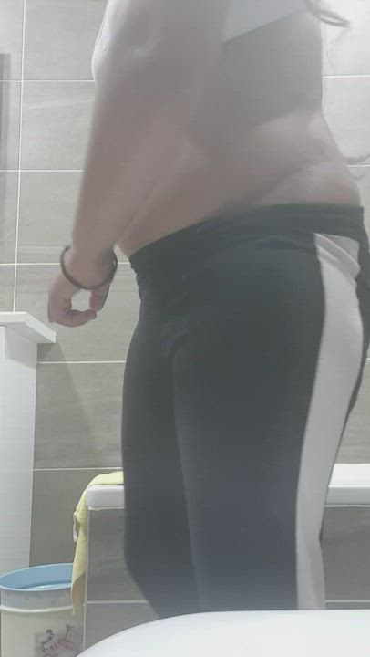 I always think I need to loose my lockdown weight but then I realise most of the