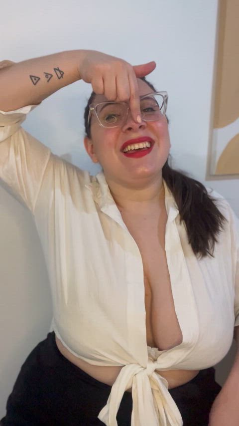 big tits fetish latina milf nsfw nose onlyfans thick noses-fetish gif