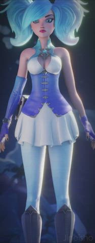 Evie wardrobe malfunction