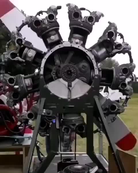 Internal view of a propellor engine.