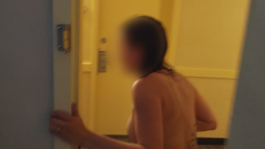 [F] here :) Out and about having some hallway fun