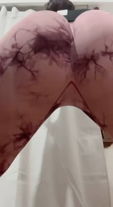 I know you want to dominate this big ass 😈🔥