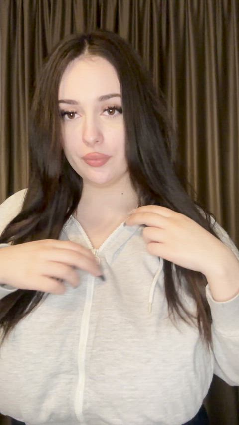 I love surprising people with my big titties