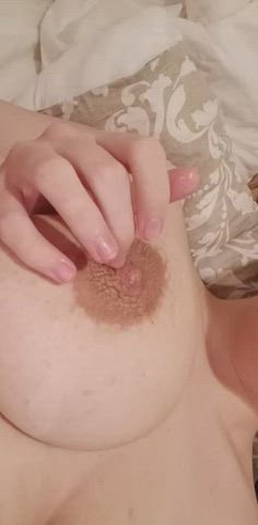 Making myself wet 💞
