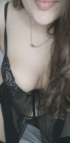 Homewrecker. Goddess. Sweetheart next door. Pick your poison 💦💦 [cam] [sext]