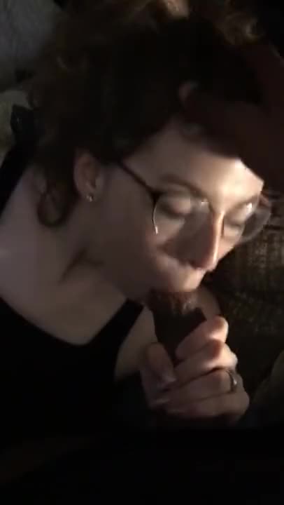 Girlfriend sucks bbc