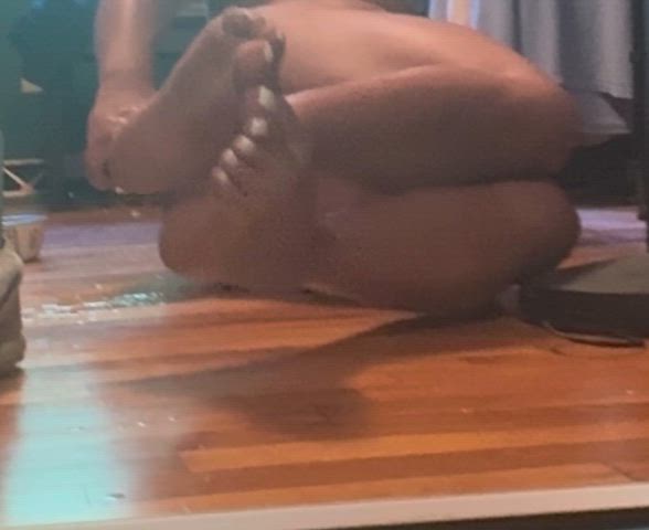 ass bubble butt feet fetish soles feet gif