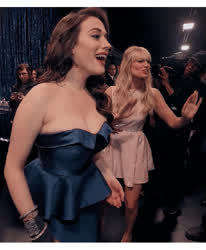 Beth Behrs Kat Dennings gif