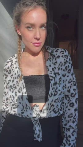 Rise and shine…serving up some coffee with MILF