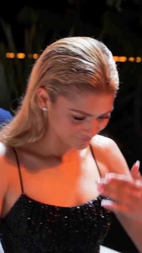 celebrity sexy zendaya gif