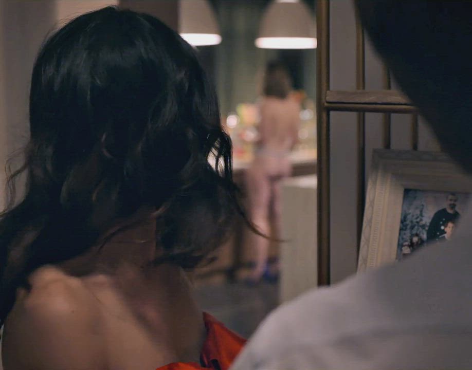 [Topless] Krista Morin in Sex Life [S1E7-2021]
