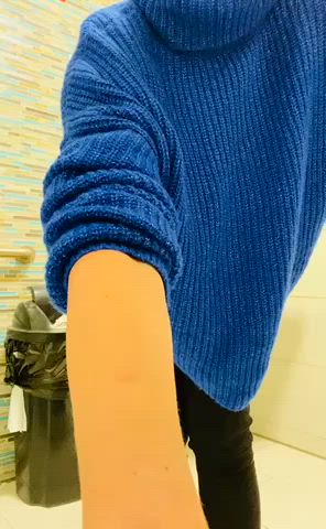 Feeling particularly frisky in the faculty restroom this morning. [f]41