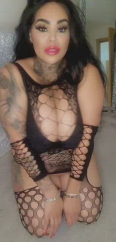 help me take this bra off