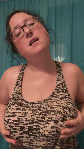 Can I get a volunteer to pump a load in me?