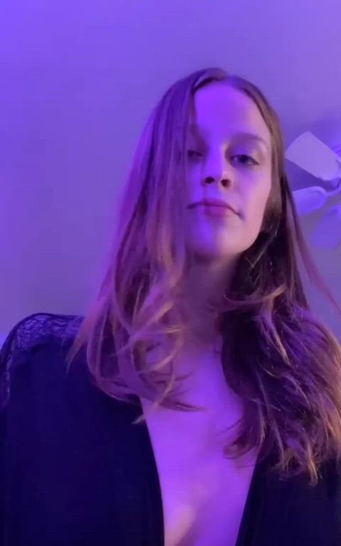 blonde slim tiktok gif