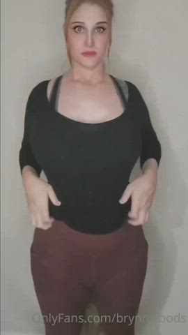 big tits milf onlyfans thick white girl gif