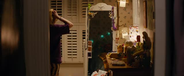 Jennette McCurdy in Little Bitches (2018)