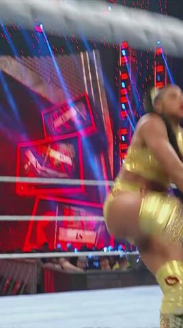 ass big ass ebony fitness muscles muscular girl thick thighs wrestling gif
