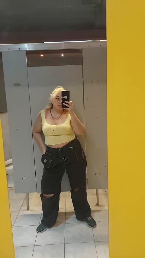 blonde boobs curvy glasses latina natural tits onlyfans pretty public tits just-boobs