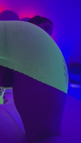 anal ass big ass camsoda camgirl latina twerking r/adorableneongirls gif