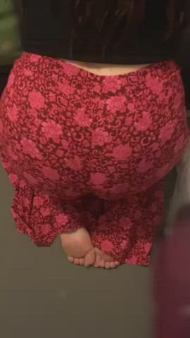 So happy I bought these pants, I’m not the only one that thinks they make my ass