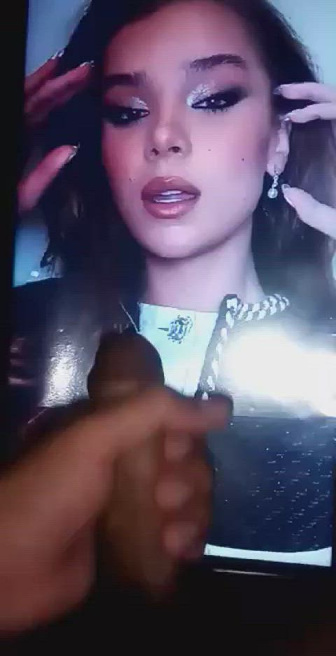 Cocktribute para el pedazo de mujer que es Hailee Steinfield. ¿Quieren ver el video