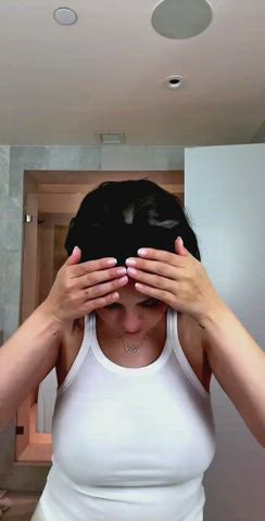 big tits brunette celebrity natural tits nipples see through clothing selena gomez