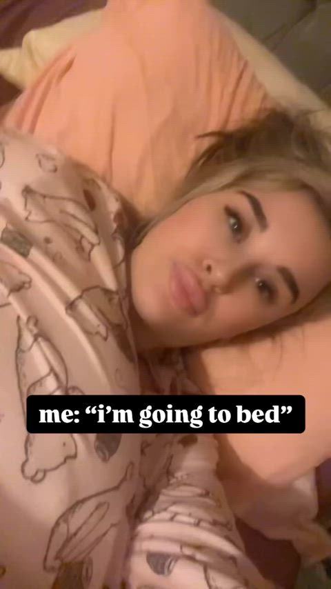 bed bed sex big tits boobs curvy-chicks just-boobs titty-flexing gif