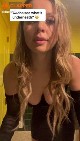 camgirl pretty selfie gif