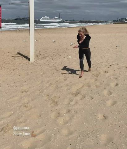beach big tits bouncing tits gif
