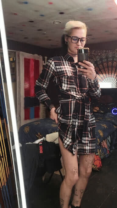 I get naughty when I wear a dress😈