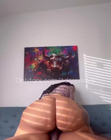 Huge ass riding