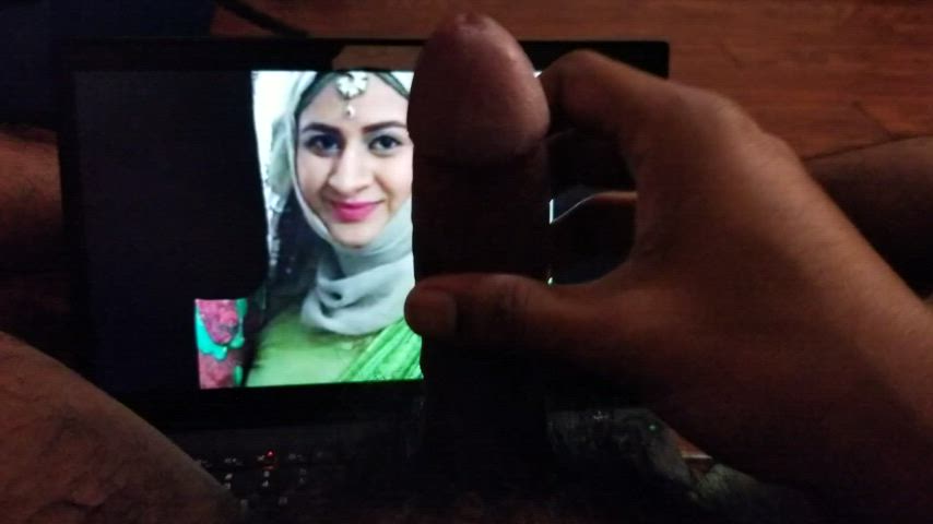 milf masturbating muslim gif
