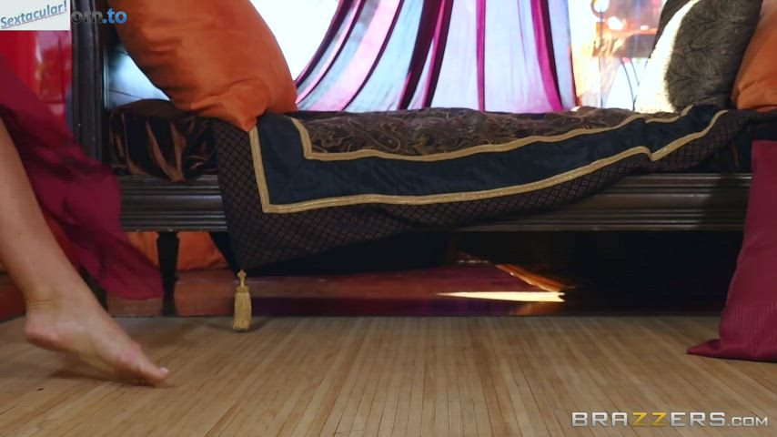 blonde brazzers jigglefuck jiggling johnny sins kissa sins perky pussy lips gif