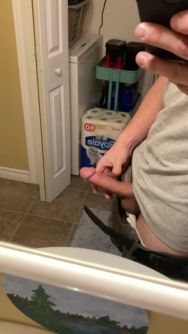 Can you tell I’m on the verge of cumming? ?