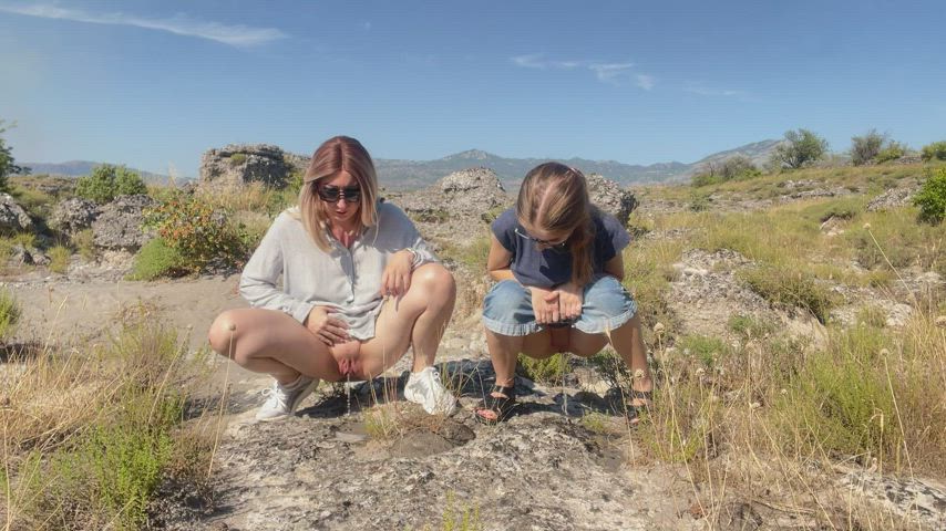 amateur fancentro fansly girl girl manyvids outdoor pee peeing piss pissing gif