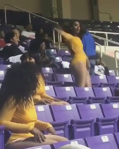 ass booty thick gif