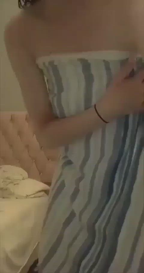 amateur big tits fingering huge tits natural natural tits selfie gif