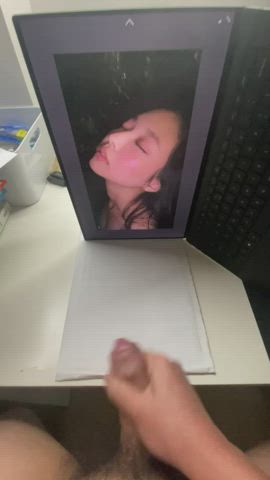 Drowning Jennie in cumshots so loud u can hear them💦💦💦