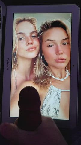 Olivia Ponton and Emma Brooks, what a hot duo!🥵🤤💦 DM for the pics!