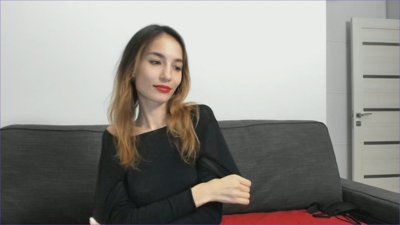 That's one way to make tiny tits move...
