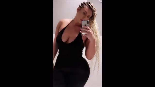 SophieInBlack