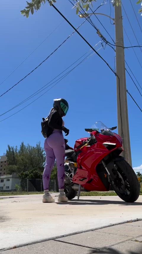 big ass clips4sale leggings outdoor riding tiktok xvideos iwantclips r/bmoviebabes