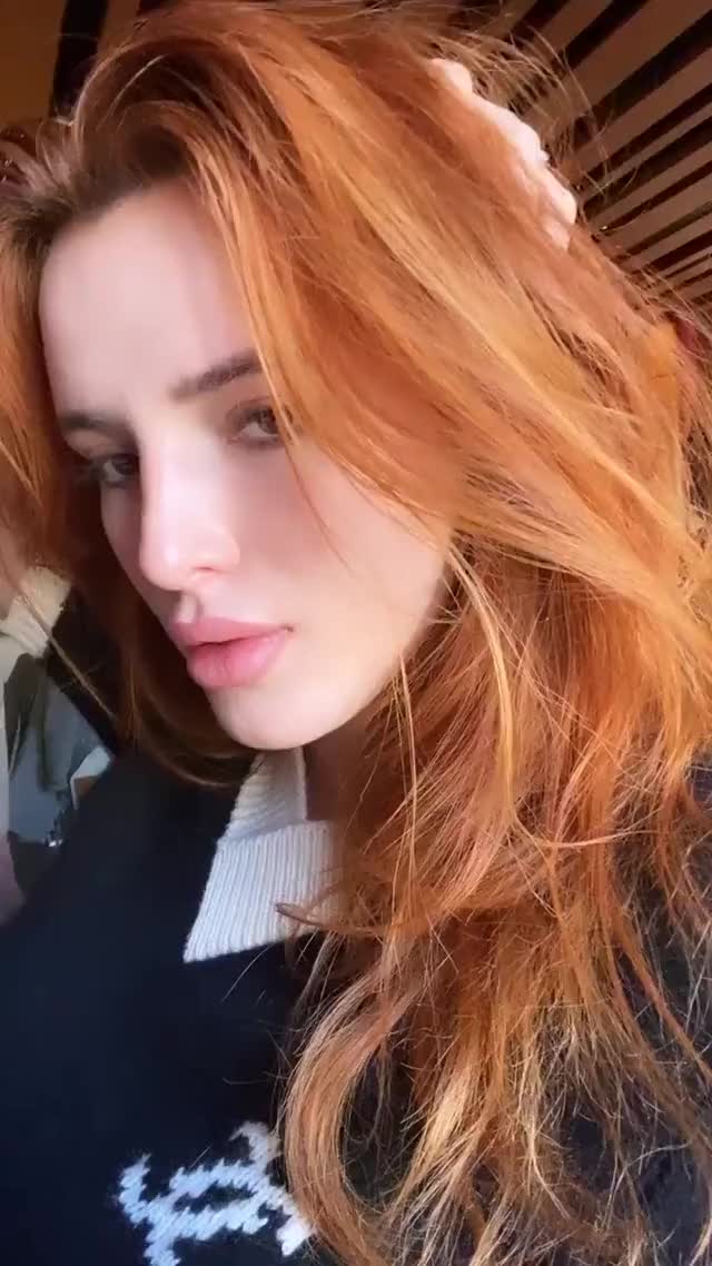 Bella Thorne - Instagram Story, 11/20/2020
