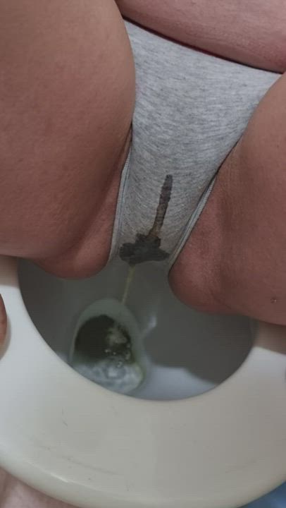 Pee Piss Pissing gif