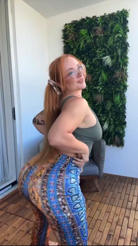dancing emma magnolia redhead tiktok twerking gif