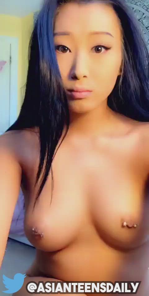 18 years old amateur asian clit rubbing fingering onlyfans petite teen tiktok gif