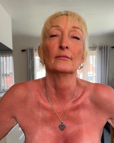 big tits gilf huge tits milf mature just-boobs sluty-milfs gif