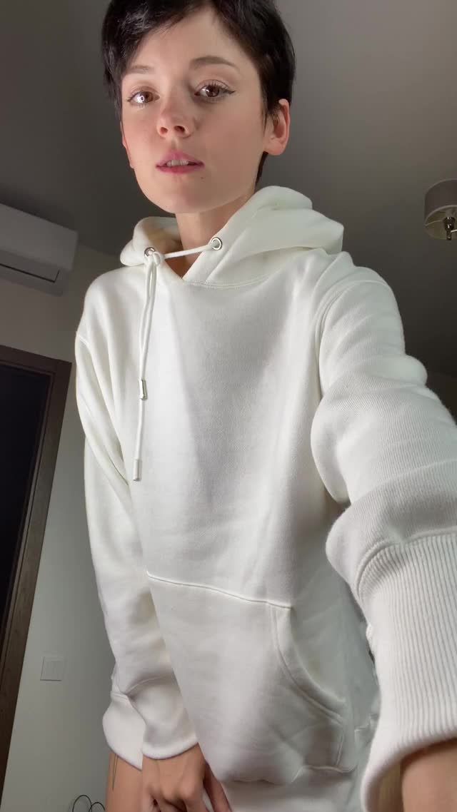 I Hope I’m Your Type Of A Fun-sized Girl ddd