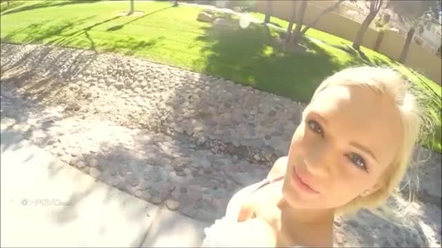 Hot Blonde Alex Grey Turns Picnic Into A Hot Fuck